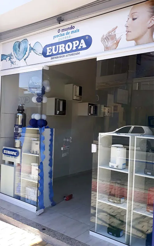 Fachada da loja Europa Purivale, distribuidor autorizado Europa no Centro de São José dos Campos